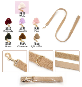 테디 벨벳 개 가죽끈 — 정전기 방지 셰르파 얼굴 및 폴리면 뒷면이 있는 플러시 겨울 산책 가죽끈