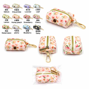 Porta sacchetto per cacca di cane mini con frutta e fiori - 12 stampe stagionali &times; 4 finiture hardware Custodia da passeggio multiuso | Commercio all'ingrosso e OEM/ODM